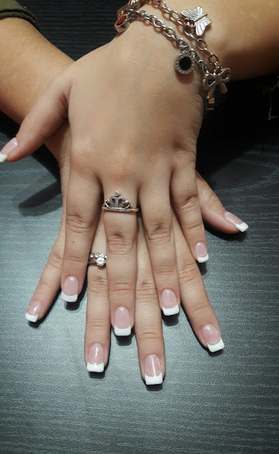 Nails & Beauty