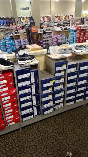 Shopping Mall «Dedham Mall», reviews and photos, 300 Providence Hwy, Dedham, MA 02026, USA