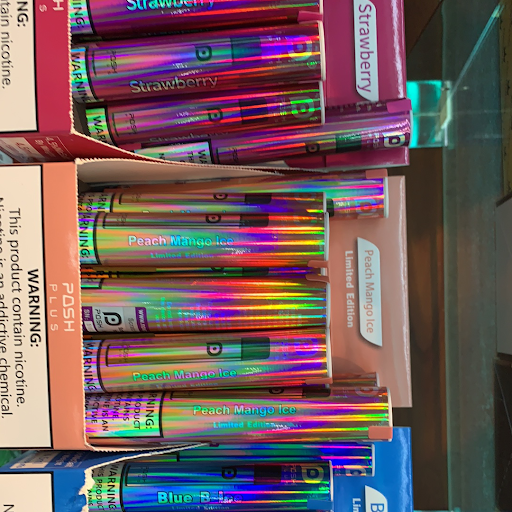 Vaporizer Store «27 Vape & Smoke», reviews and photos, 5268 S 27th St, Milwaukee, WI 53221, USA