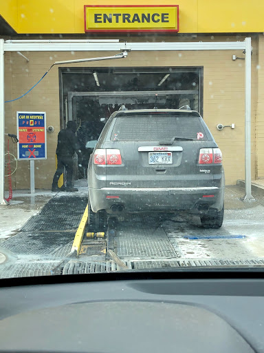 Car Wash «Zips Car Wash», reviews and photos, 3825 W Maple St, Wichita, KS 67213, USA