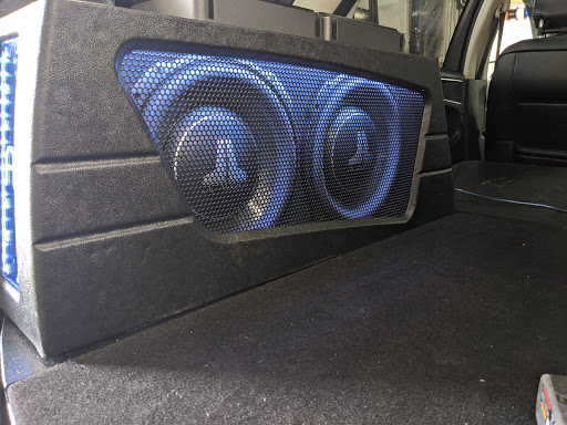 Car Stereo Store «Audio Electronics», reviews and photos, 5353 N Keystone Ave, Indianapolis, IN 46220, USA