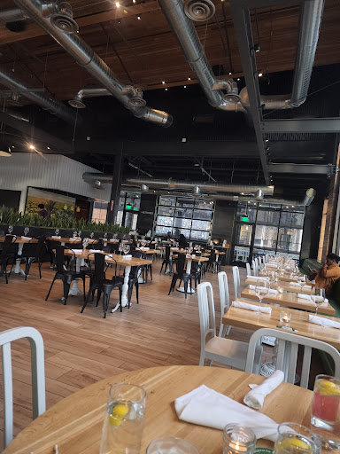 Shopping Mall «Easton Town Center», reviews and photos, 160 Easton Town Center, Columbus, OH 43219, USA