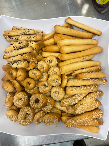 Convenience Store «Wayland Mini Market», reviews and photos, 334 Boston Post Rd, Wayland, MA 01778, USA