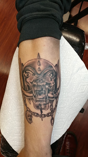 Tattoo Shop «BTU TATTOO», reviews and photos, 223 Auburn Way S, Auburn, WA 98002, USA