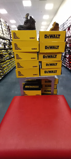 Shoe Store «Shoe Carnival», reviews and photos, 1500 Greentree Blvd, Clarksville, IN 47129, USA