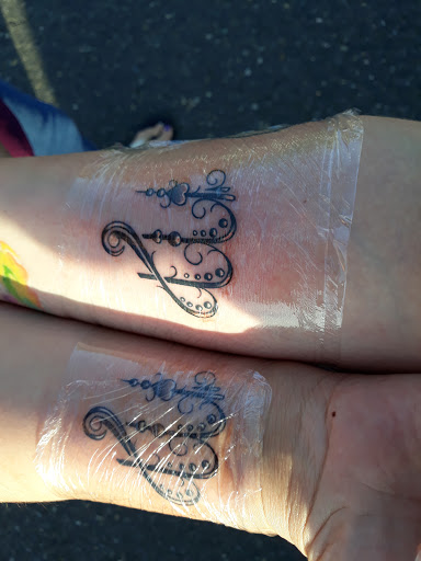 Tattoo Shop «Euphoria Body Piercing & Tattoo», reviews and photos, 8700 NE Vancouver Mall Dr #165, Vancouver, WA 98662, USA