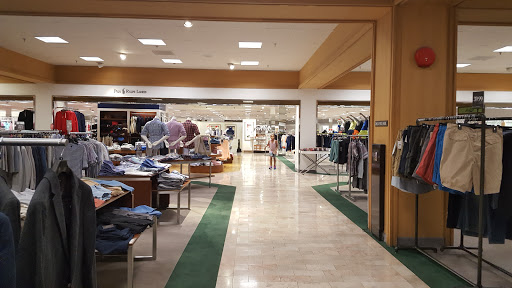 Department Store «Lord & Taylor», reviews and photos, 11311 Rockville Pike, Kensington, MD 20895, USA