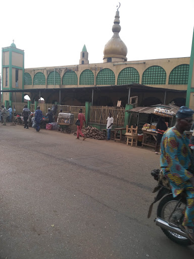 Ilesa Central Mosque, Ilesa, Nigeria, Market, state Osun