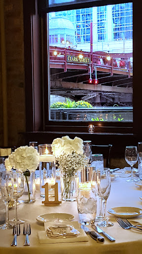 Florist «Buss Flower Shop», reviews and photos, 322 N Milwaukee Ave, Libertyville, IL 60048, USA