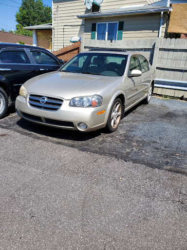 Used Car Dealer «Richland Motors», reviews and photos, 4653 Pearl Rd, Cleveland, OH 44109, USA