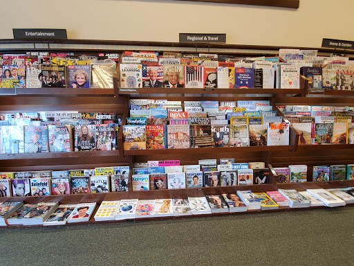 Book Store «Barnes & Noble Booksellers Mansell Crossings SC», reviews and photos, 7660 North Point Pkwy, Alpharetta, GA 30022, USA