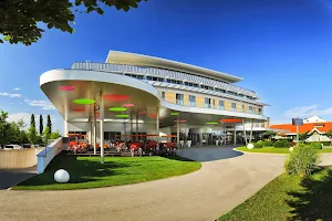 Hotel Sonnenpark an der Sonnentherme Lutzmannsburg image