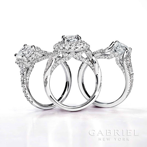 Jewelry Store «BIG Diamond Importers & Fine Jewelry», reviews and photos, 15 W Gay St, West Chester, PA 19380, USA