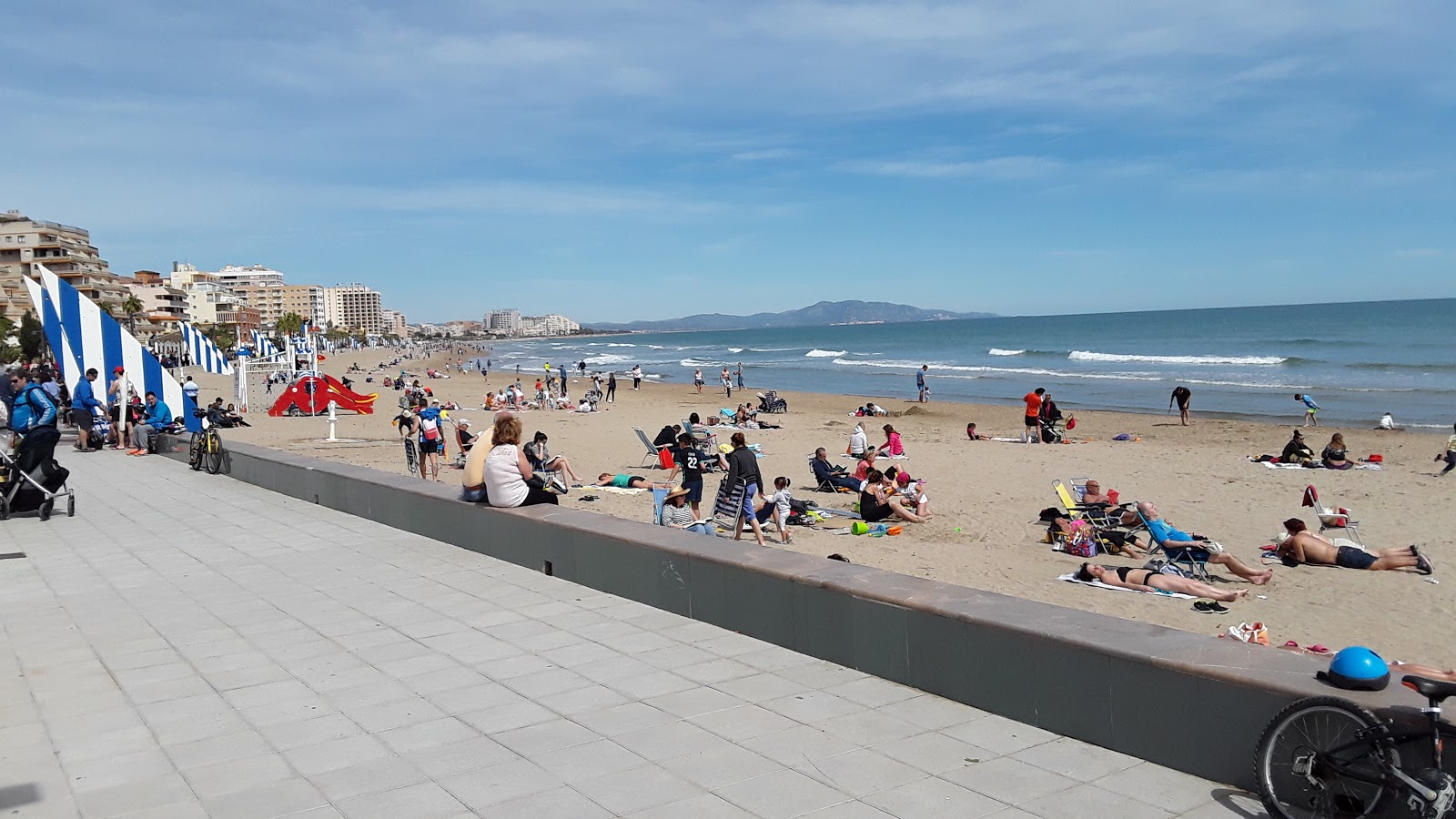 Playa de la Concha'in fotoğrafı - Çocuklu aile gezginleri için önerilir