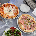 Photo n°4 de l'avis de Petra.a fait le 23/01/2023 à 01:59 sur le  Bella Napoli à Brindisi