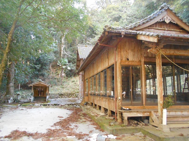 富尾神社