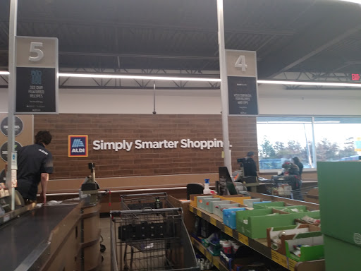 Supermarket «ALDI», reviews and photos, 746 S Philadelphia Blvd, Aberdeen, MD 21001, USA