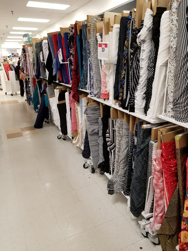 Fabric Store «Jo-Ann Fabrics and Crafts», reviews and photos, 4600 Durham-Chapel Hill Blvd #8, Durham, NC 27707, USA
