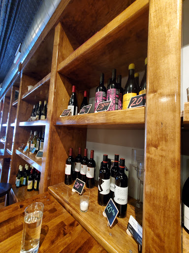 Chateau Maplewood Wine Bar & Shop