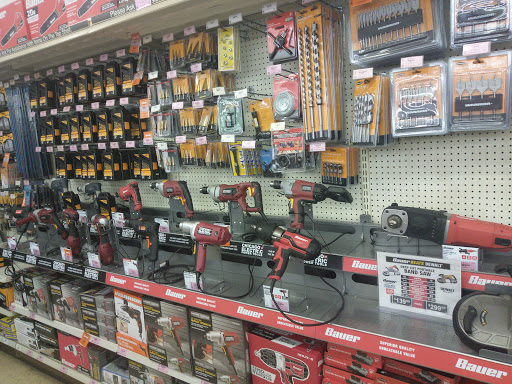 Hardware Store «Harbor Freight Tools», reviews and photos, 4675 Portland Rd NE #170, Salem, OR 97305, USA