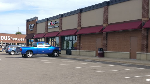 Verizon Authorized Retailer - A Wireless, 1531 17th Ave E, Shakopee, MN 55379, USA, 