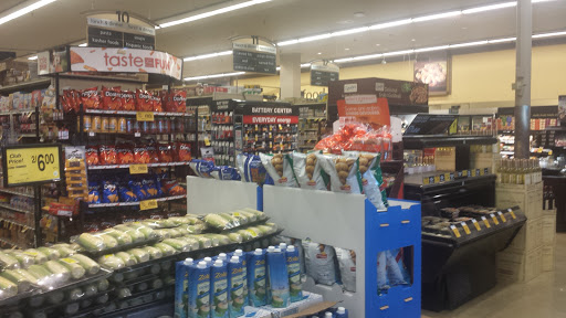 Grocery Store «Safeway», reviews and photos, 9881 Georgetown Pike, Great Falls, VA 22066, USA