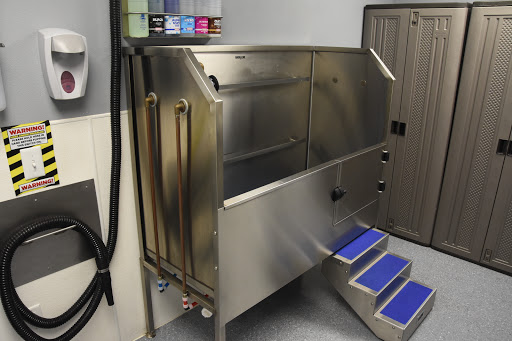 Pet Supply Store «Petsakes», reviews and photos, 295 9th St NE, Altoona, IA 50009, USA