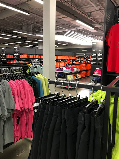 Clothing Store «Nike Factory Store», reviews and photos, 14500 W Colfax Ave #359-B, Lakewood, CO 80401, USA