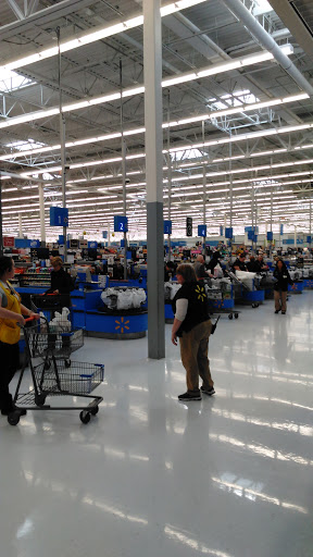 Department Store «Walmart Supercenter», reviews and photos, 38020 US-18, Prairie du Chien, WI 53821, USA