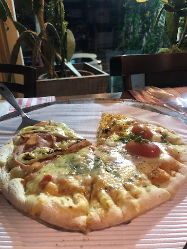 Pizzaria Mercatu Rebouças