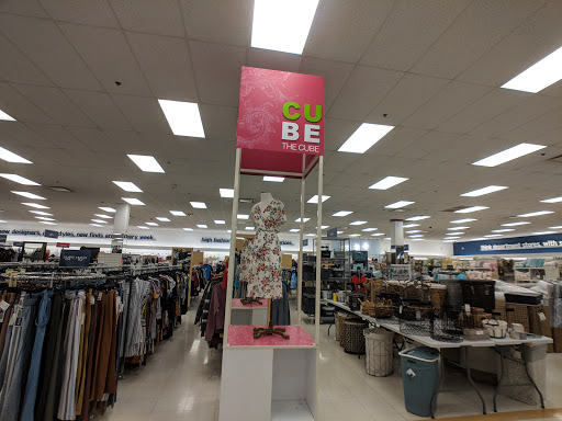 Department Store «Marshalls», reviews and photos, 1596 S Randall Rd, Geneva, IL 60134, USA