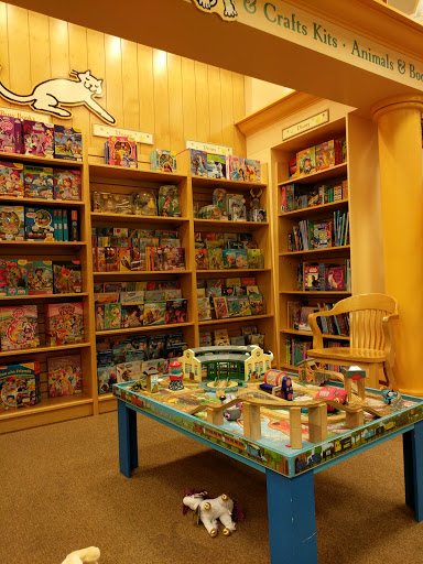 Book Store «Barnes & Noble», reviews and photos, 911 Haddonfield Rd, Cherry Hill, NJ 08002, USA