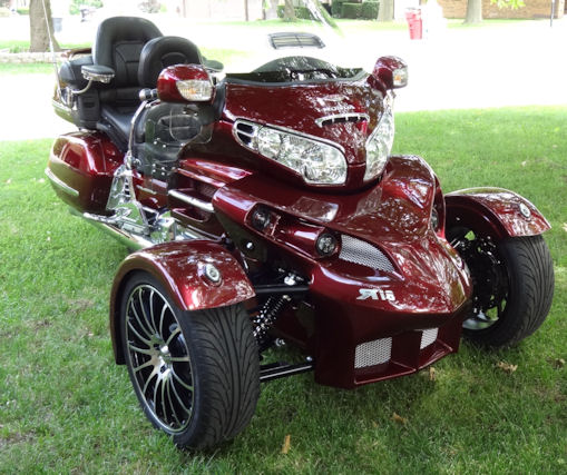 Motorcycle Dealer «Genes Gallery Inc», reviews and photos, 945 N Glenstone Ave, Springfield, MO 65802, USA