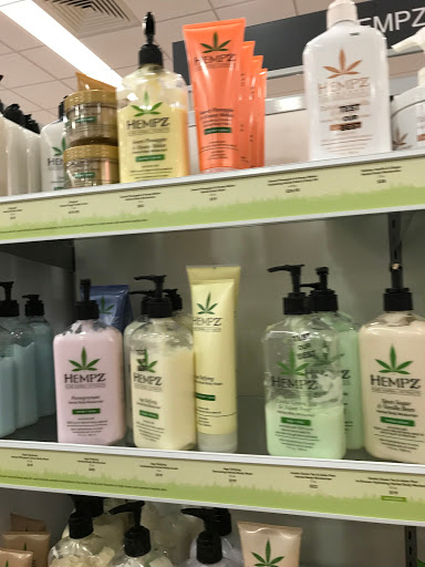 Hair Salon «Ulta Beauty», reviews and photos, 3347 Princeton Rd, Hamilton, OH 45011, USA