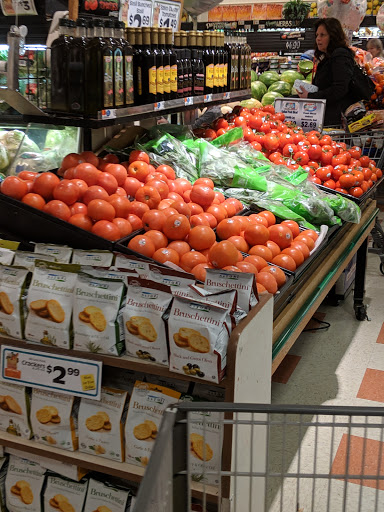 Grocery Store «Market Basket», reviews and photos, 167 S Broadway, Salem, NH 03079, USA