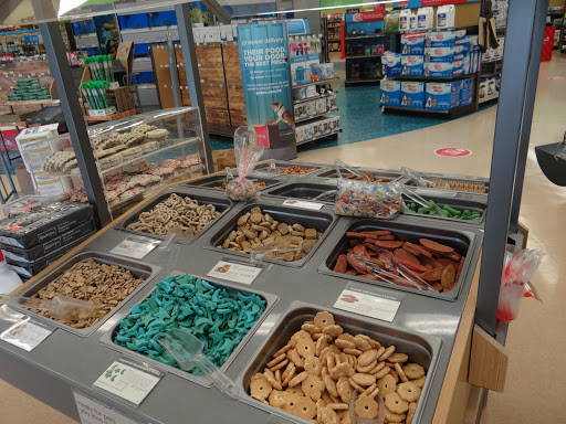 Pet Supply Store «Petco Animal Supplies», reviews and photos, 11331 W Broad St #151, Glen Allen, VA 23060, USA