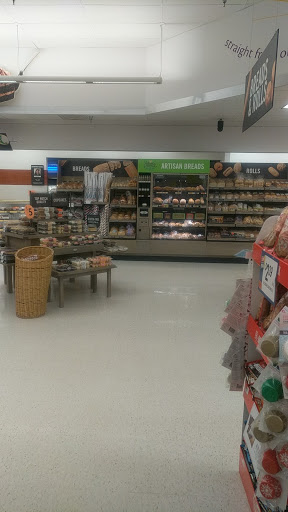 Grocery Store «Giant», reviews and photos, 10100 Dumfries Rd, Manassas, VA 20110, USA