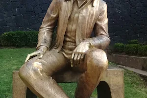 Monumento a Carlos Hank Gonzalez image