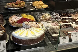 Emscafe and bakery Mönnig image