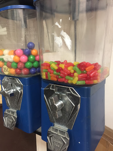 Dry Cleaner «Star Drycleaner & Laundromat», reviews and photos, 1439 Commonwealth Avenue # A, Brighton, MA 02135, USA