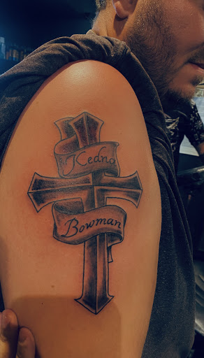 Explore gears of war tattoo ideas, creative tattoo ideas in Sevierville, available at Hudsons House Of Ink