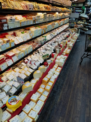 Gourmet Grocery Store «Garden Gourmet Market», reviews and photos, 5665 Broadway, Bronx, NY 10463, USA