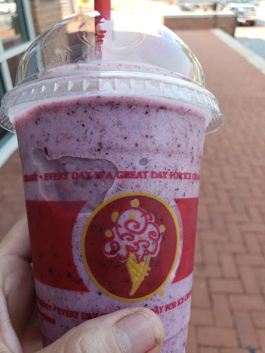 Ice Cream Shop «Cold Stone Creamery», reviews and photos, 101 Mill St #108, Gahanna, OH 43230, USA