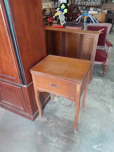 Flea Market «Awesome Deals Flea Market», reviews and photos, 19331 28th St, Long Beach, MS 39560, USA