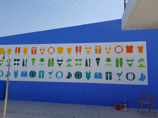 Piscina Pública Municipal de Móra la Nova. en Móra la Nova, Tarragona