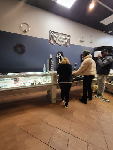 Tattoo Shop «A.C.T Piercing & Tattoo», reviews and photos, 1201 Broadway #113, Saugus, MA 01906, USA