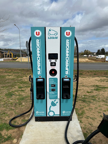 Super U Charging Station à Le Controis-en-Sologne