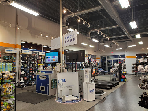 Running Store «Road Runner Sports», reviews and photos, 501 Shoppes Blvd, North Brunswick Township, NJ 08902, USA