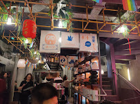 Atmosphère du Restaurant de cuisine fusion asiatique East Canteen Grand'Rue à Strasbourg - n°2