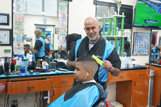 Barber Shop «CANEVARO BARBERSHOP», reviews and photos, 32 5th Ave, Bay Shore, NY 11706, USA